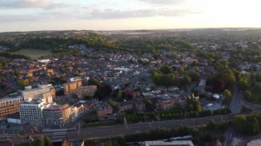 İngiltere 'nin Günbatımında En İyi Hava Görüntüsü, Yavaş Hareket Görüntüsü, Birleşik Krallık Luton Şehir Merkezi