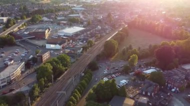 İngiltere 'nin Günbatımında En İyi Hava Görüntüsü, Yavaş Hareket Görüntüsü, Birleşik Krallık Luton Şehir Merkezi