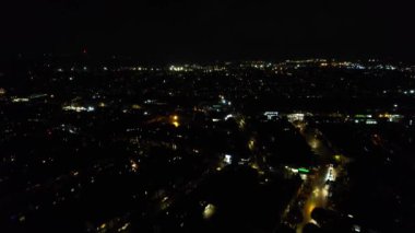 Guy Fawkes Günü olarak da bilinen Şenlik Ateşi Gecesi ve Havai fişek Gecesi 'nde aydınlanan İngiliz şehrinin hava görüntüsü, 5 Kasım' da İngiltere 'de başta olmak üzere her yıl düzenlenen bir anma törenidir.