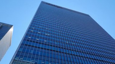 İngiltere 'nin Merkez Londra şehrindeki Canary Wharf Binası. Görüntü İHA 'nın Kamerasıyla 08 Haziran 2023' te Alçak İrtifa 'da çekildi. 