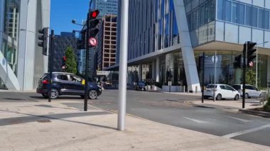 İngiltere 'nin Merkez Londra şehrindeki Canary Wharf Binası. Görüntü İHA 'nın Kamerasıyla 08 Haziran 2023' te Alçak İrtifa 'da çekildi. 