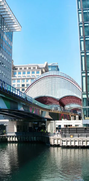 Low Angle Vertical Panoramic View Canary Wharf Central London City — 스톡 사진