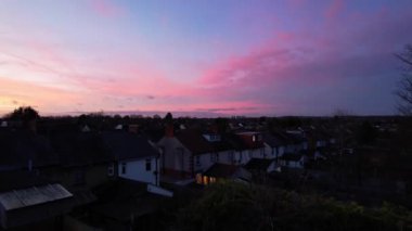 Günbatımından ve Gece Boyunca İngiliz Şehri 'nin Güzel Hava Manzarası