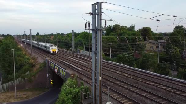 Aerial Footage High Angle View Train Tracks Central Luton Railway — Video