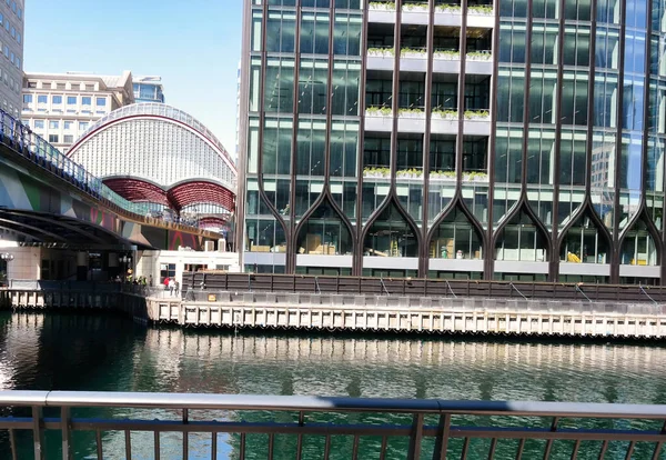 Лондон Англия Великобритания Июня 2023 Года Люди Canary Wharf Центре — стоковое фото