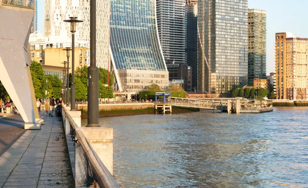 Лондон Англия Великобритания Июня 2023 Года River Thames Canary Wharf — стоковое фото