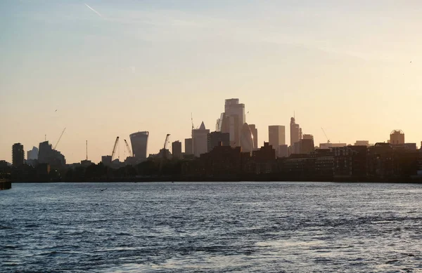 London England Storbritannien Juni 2023 River Thames Canary Wharf — Stockfoto