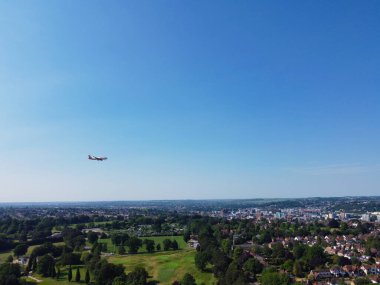 Luton, İngiltere, Birleşik Krallık - 13 Haziran 2023: Stockwood Park Panoramik Hava Görüntüsü