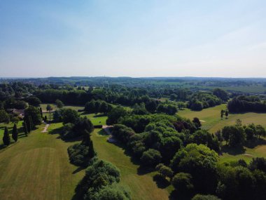 Luton, İngiltere, Birleşik Krallık - 13 Haziran 2023: Stockwood Park Panoramik Hava Görüntüsü