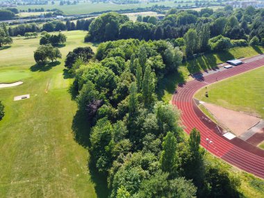 Luton, İngiltere, Birleşik Krallık - 13 Haziran 2023: Stockwood Park Panoramik Hava Görüntüsü