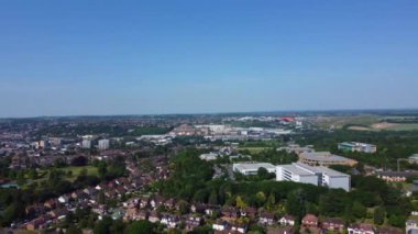 İngiltere 'nin Stockwood Park Luton şehrinin hava görüntüleri. Görüntü İHA 'nın Kamerasıyla 13 Haziran 2023' te kaydedildi.