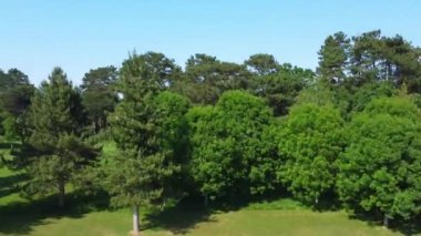 İngiltere 'nin Stockwood Park Luton şehrinin hava görüntüleri. Görüntü İHA 'nın Kamerasıyla 13 Haziran 2023' te kaydedildi.