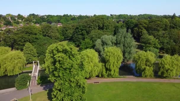 イングランド中央ルトンタウンの豪華な空中高角度ビュー — ストック動画