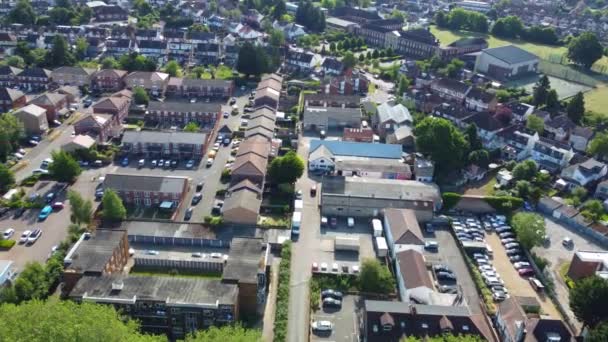 英格兰中部卢顿镇高耸的空中高角景观 — 图库视频影像