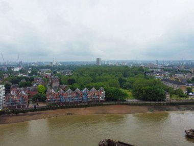 Londra Köprüsü 'ndeki Thames Nehri' nin Yüksek Açı Manzarası İngiltere 'nin Merkez Londra Başkenti Büyük Britanya, 6 Haziran 2023' te yakalanan En Çekici Turist Çekim Merkezi 