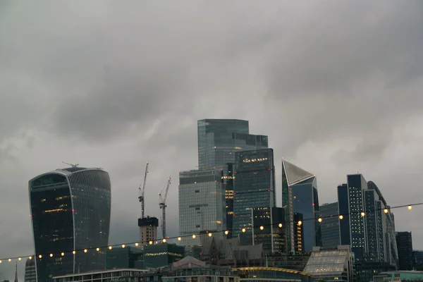 London June 2023 Buildings London Bridge Cloudy Sunset — 스톡 사진