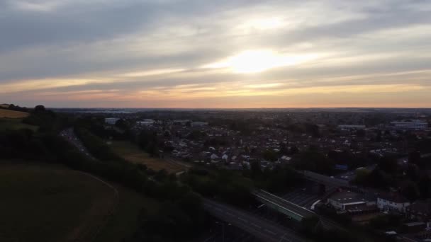 英国卢顿 2022年11月25日 英国卢顿镇市中心和建筑物的空中景观 Drone Slow Motion Editorial Footage — 图库视频影像