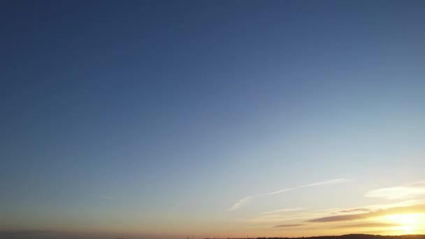 夕日の雲と空の美しい映像 — ストック動画