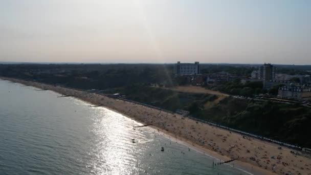 England Bournemouth 18Th Augusth 2022 Beautiful High Angle Footage People — 비디오