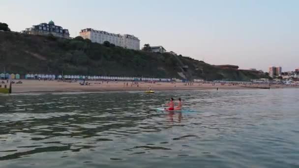 England Bournemouth August 2022 Schöne Aufnahmen Von Menschen Die Strand — Stockvideo