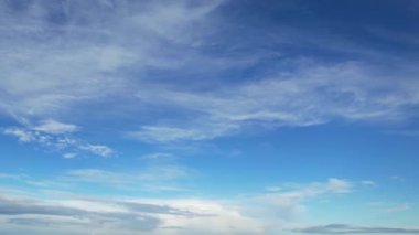 Dramatik Bulutların ve Gökyüzünün Güzel Görüntüsü