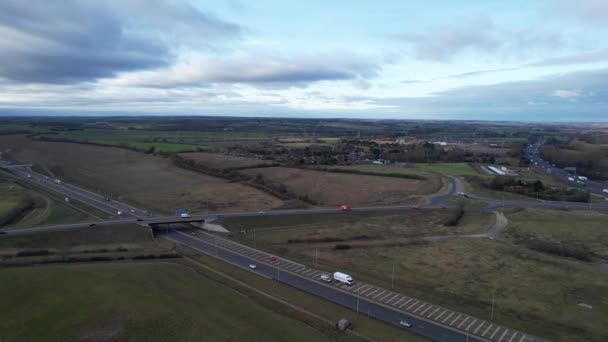 Lindas Filmagens Aéreas Auto Estradas Britânicas Tráfego Junção Luton City — Vídeo de Stock