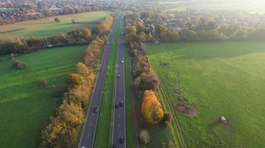 İngiltere 'nin St Albans kasabasında İngiliz Karayolları ve Trafik Hava Görüntüleri