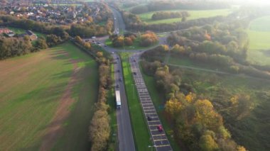 İngiltere 'nin St Albans kasabasında İngiliz Karayolları ve Trafik Hava Görüntüleri