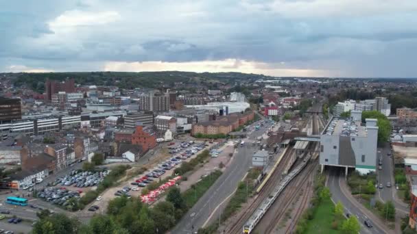Luchtfoto Van Northern Luton Vanaf Het Centraal Station Van Luton — Stockvideo