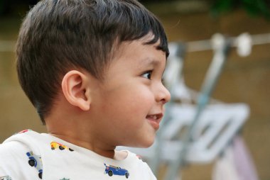 sevimli küçük çocuk portresi