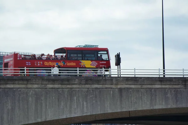 stock image Low angle View of Busy Central London City and Road with People and Traffic During Cloudy Day of May 30th, 2023