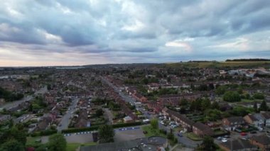 İslam Bayramı Bayramı 'nda Luton' un Lewsey Halk Parkı 'nda İslam Cemaati için Ücretsiz Giriş Yapıldı. Görüntü İHA 'nın Kamerasıyla 29 Haziran 2023' te çekildi.