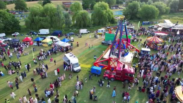 High Angle Footage Public Funfair Held Lewsey Public Park Luton — стокове відео