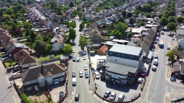イギリスのルトン 2023年7月7日 晴れた日のルトン市の空撮 — ストック動画
