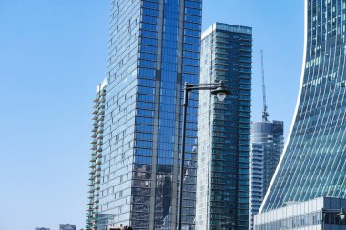 Londra, İngiltere, Birleşik Krallık - 8 Haziran 2023: Londra Canary Wharf 'taki binalar 