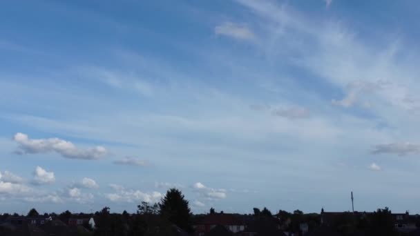 空と街の雲 ビデオ — ストック動画