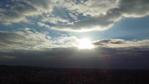 Nagranie Chmur Niebie Zachodzącego Słońca — Wideo stockowe