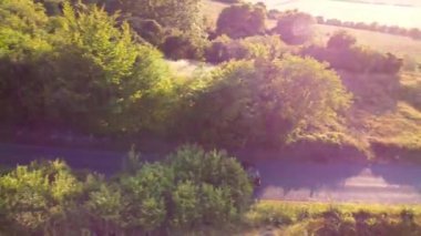 İngiliz Kırsal Alanı ve Tepeleri Yüksek Açı Görüntüsü. Görüntü, İngiltere 'nin başkenti İngiltere' nin başkenti Luton 'da bulunan Sharpenhoe Clappers' ta Drone 'un Kamerası ile kaydedildi.