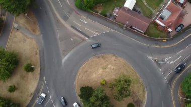 LUTON, ENGLAND, İngiltere - 31 Temmuz 2022: İngiliz Otoyollarının Yüksek Açı Görünümü 