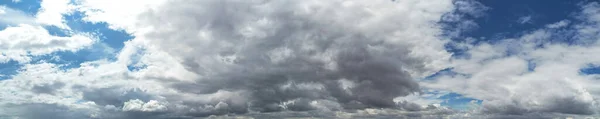 Vista Alto Angolo Nuvole Drammatiche Cielo Sulla Città Luton Inghilterra — Foto Stock