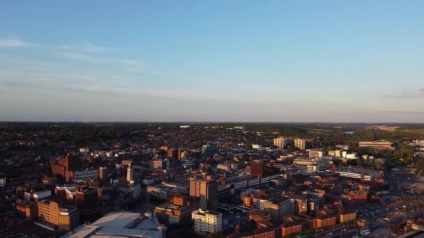 Luton England July 2022 Slow Sunset View Luton Aerial Footage — Stock Video