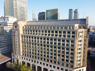 İngiltere 'nin orta Londra şehrinde Thames Nehri' nden Kanarya Rıhtımı Binası Yüksek Açı Manzarası. Görüntü, İHA 'nın Kamerasıyla 8 Haziran 2023' te Alçak İrtifa 'da çekildi. 