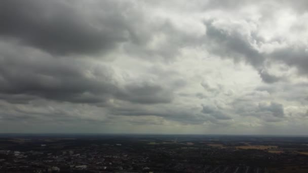 Şehrin Üzerindeki Bulutların Görüntüsü Video — Stok video