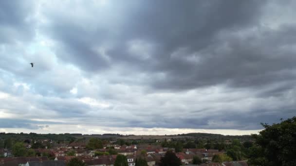 Filmagem Aérea Luton City Nuvens Chuva Negra Sobre Cidade — Vídeo de Stock