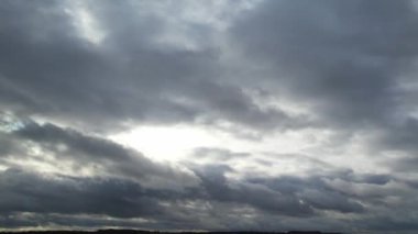 Sharpenhoe Alkışlayıcıları Üzerine Yüksek Açılı Dramatik Bulutlar Görünümü. Görüntü İHA 'nın Kamerasıyla Yakalandı