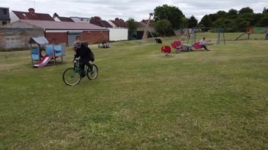 Luton 'daki Dallow Road Park' ın yüksek açılı görüntüleri. 7 Haziran 2023 'te Drone' un Kamerası ile yakalanmış.