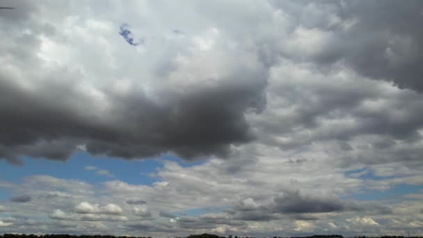 Самое Красивое Небо Облака Прямо Перед Закатом Над Англией Великобритания — стоковое видео