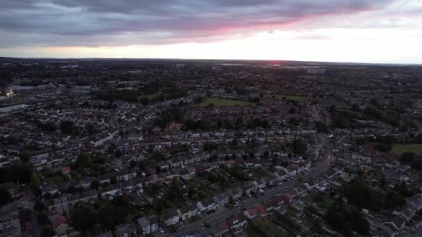 Luton Residentieel Landgoed Tijdens Zonsondergang — Stockvideo
