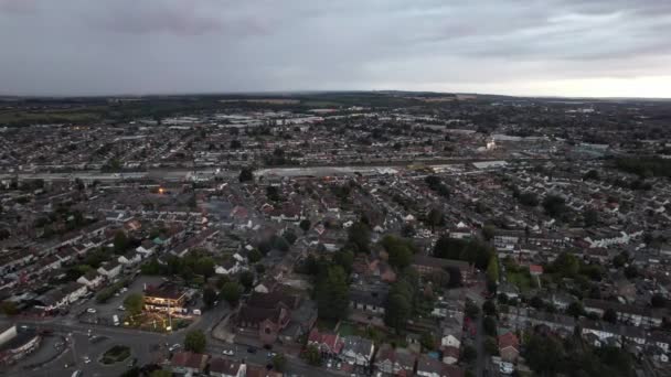 Luton Κατοικίες Ακινήτων Κατά Διάρκεια Sunset — Αρχείο Βίντεο