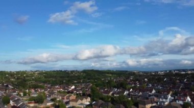 Luton City, İngiltere 'deki Yüksek Angle Residential Homes. 27 Temmuz 2023 'te Drone' un Kamerası ile yakalanmış.